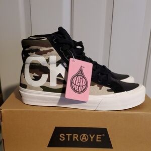 Straye Venice FU High Top. Men's Size 9.5. Color Black Camo.